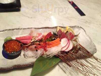 Reef Sushi Bar & Grill