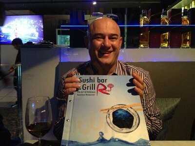 Reef Sushi Bar & Grill