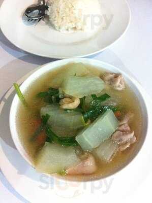 ศูนย์อาหารเมจิกกาเด้น