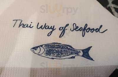 Laem Charoen Seafood Emquartier