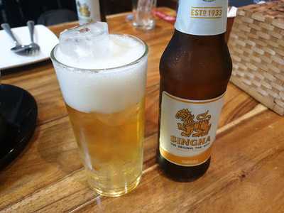 ส้มตำแม่มด