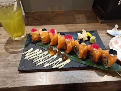 Yuzuki Izakaya & Sushi Bar