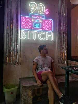 ศาลาแดร๊ง คาเฟ่