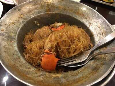 ภัตตาคารอาหารจีน หูฉลามไชน่าทาวน์สกาล่า