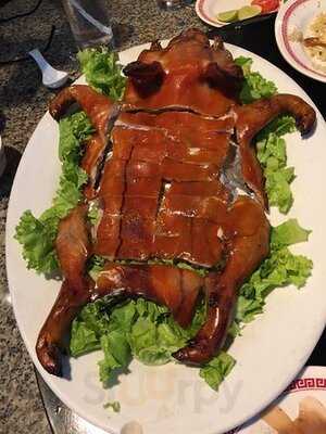 ภัตตาคารอาหารจีน หูฉลามไชน่าทาวน์สกาล่า