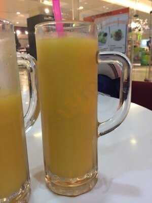 ร้านอาหาร ลีคาเฟ่