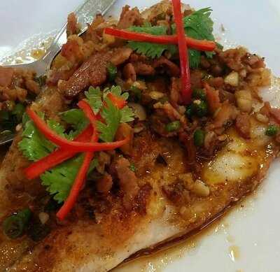 ร้านอาหาร ลีคาเฟ่