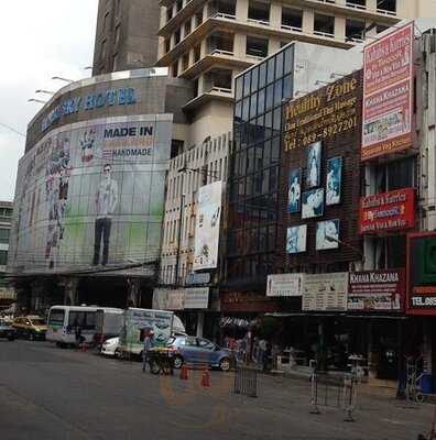 Kababs & Kurries By Tandoor Indian Restaurant