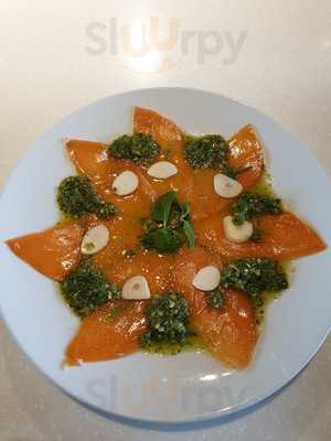 เกรฮาวด์ คาเฟ่ สาขา เมกาบางนา