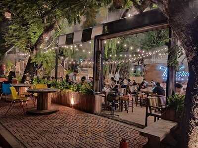 โกดังปลาเผา & ซีฟู้ด