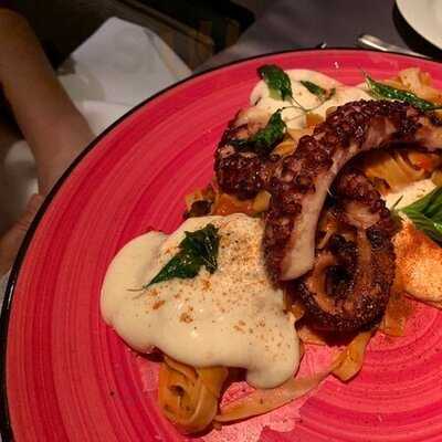 Big Fish Bar & Bistro