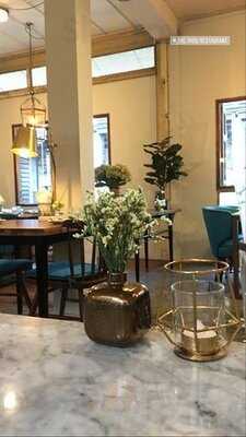 เดอะ ยาร์ด เรสเตอรองท์