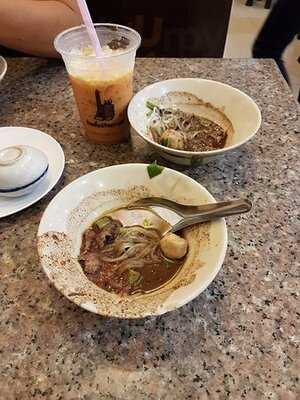 ก๋วยเตี๋ยวเรือพระนคร