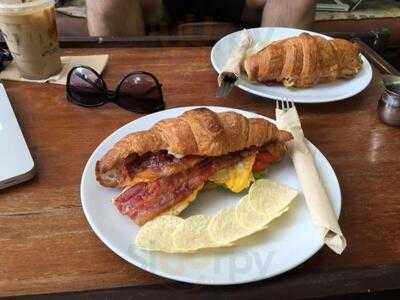 คอฟฟี่แอลลีย์อินเดอะการ์เด้น