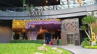 Feast - Restaurant & Bar