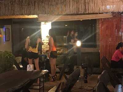 Zone Restaurant And Pub