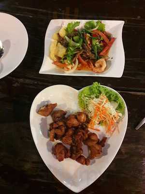 Zone Restaurant And Pub