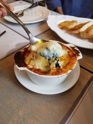 ร้านเบเกอรี่ พอร์โทเบลโลแอนด์ดีไซร์