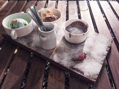 Treat Cafe & Hangout