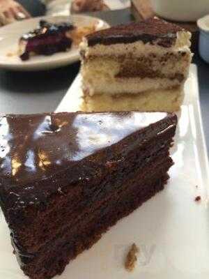 Treat Cafe & Hangout