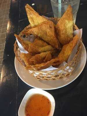 ร้านก๋วยเตี๋ยว 1000 เส้น (พันเส้น)