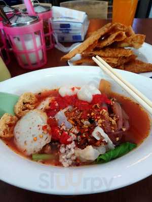 บ้านบุญรักษาก๋วยเตี๋ยวต้มยำโบราณ