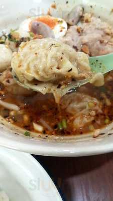 บ้านบุญรักษาก๋วยเตี๋ยวต้มยำโบราณ