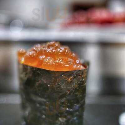 ร้านอาหารญี่ปุ่น ซูชิชูแอนด์คาร์นิวัล