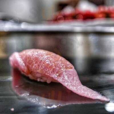 ร้านอาหารญี่ปุ่น ซูชิชูแอนด์คาร์นิวัล