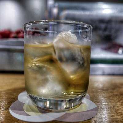 ร้านอาหารญี่ปุ่น ซูชิชูแอนด์คาร์นิวัล