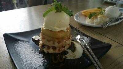 Moon Glass The Social Bar