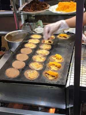 ขนมเบื้องไทยชาววัง