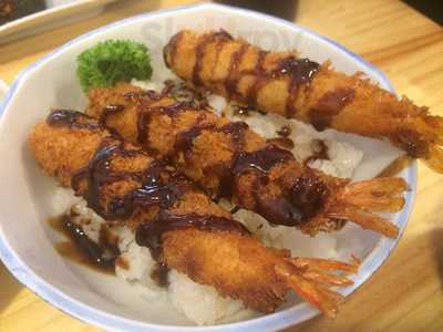 ฟูจิซังคาเฟ่ ซูชิ สาขาดุสิต