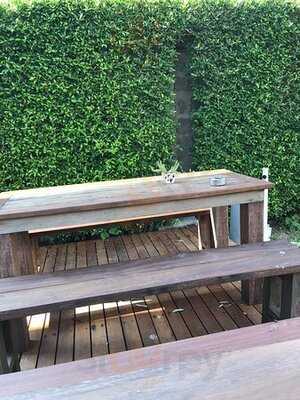 The Combine Cafe And Art Gallerry