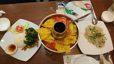 บานาน่า ลีฟ  : สาขา ซีคอน ศรีนครินทร์