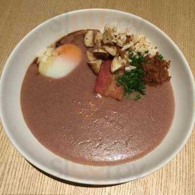 Taper Restaurant And Bar