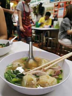 สายไหมบะหมี่เกี๊ยวกุ้ง