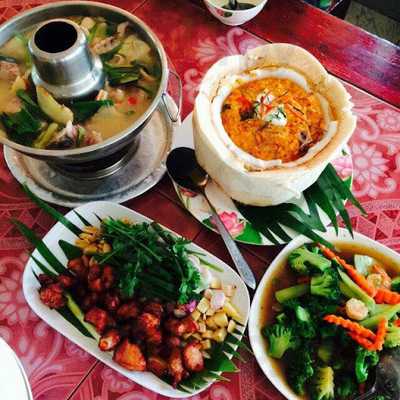 ร้านอาหาร อิ่มปลาเผา