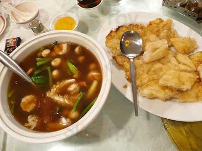 ร้านอาหาร เล่งหงษ์