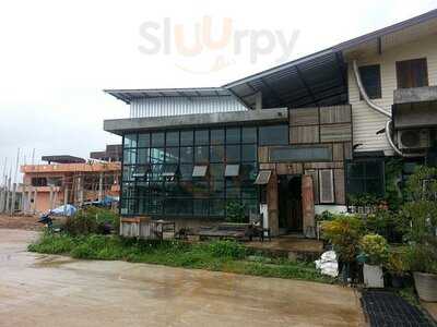 ร้านอาหาร เข้าท่า