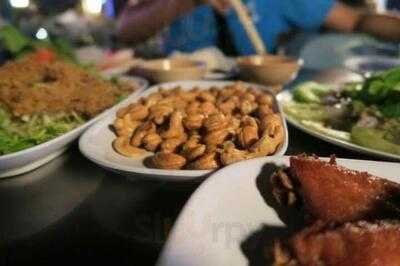 ร้านกุ้งเต้น