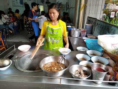ก๋วยเตี่ยวเรือวังหลัง