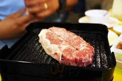 ร้านพร้อม Beef&beer สาขาพัฒนาการ