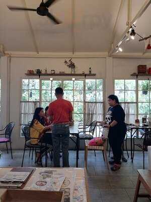 ร้านบ้าน บ้าน 34 Home Cafe