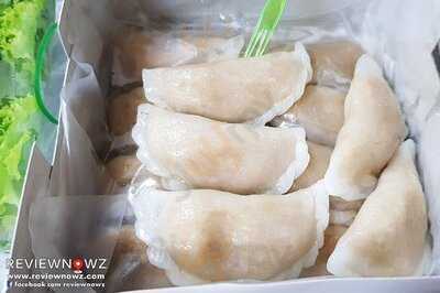 ขนมแป้งสิบ “คุณกบ”