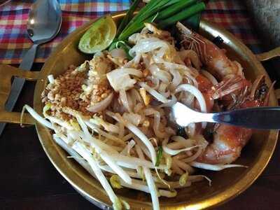 Kanom Chan Thai Desserts Bar