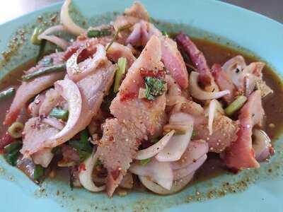 ร้านตำหนัก