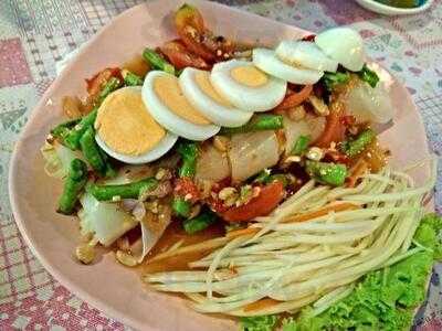 สวนสี่กรุง สวนอาหาร