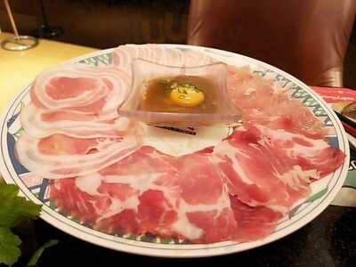 เอ็มเค เรสโตรองต์ - อนุสาวรีย์ชัยสมรภูมิ