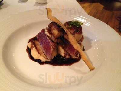 ร้านอาหารญี่ปุ่น รากูซ่าโตเกียว